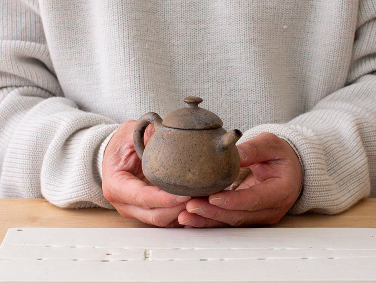 Color ceramic teapot. Zhang Hao Yan