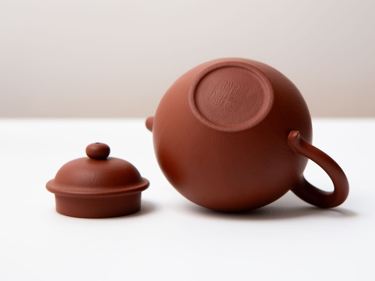 Globe. Zisha teapot in Zhuni Clay. Fully hand-built.