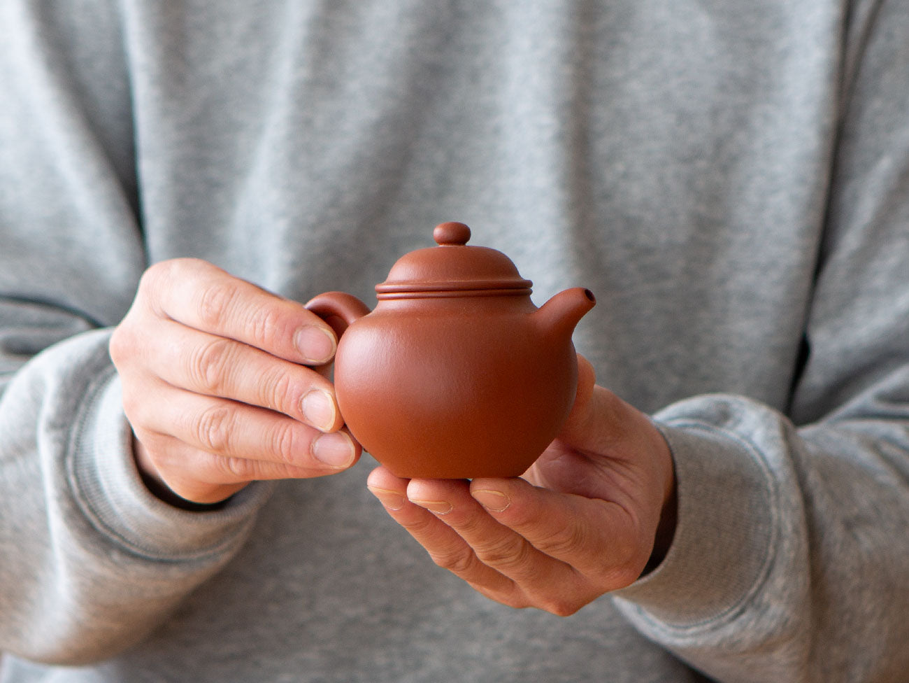 Globe. Zisha teapot in Zhuni Clay. Fully hand-built.