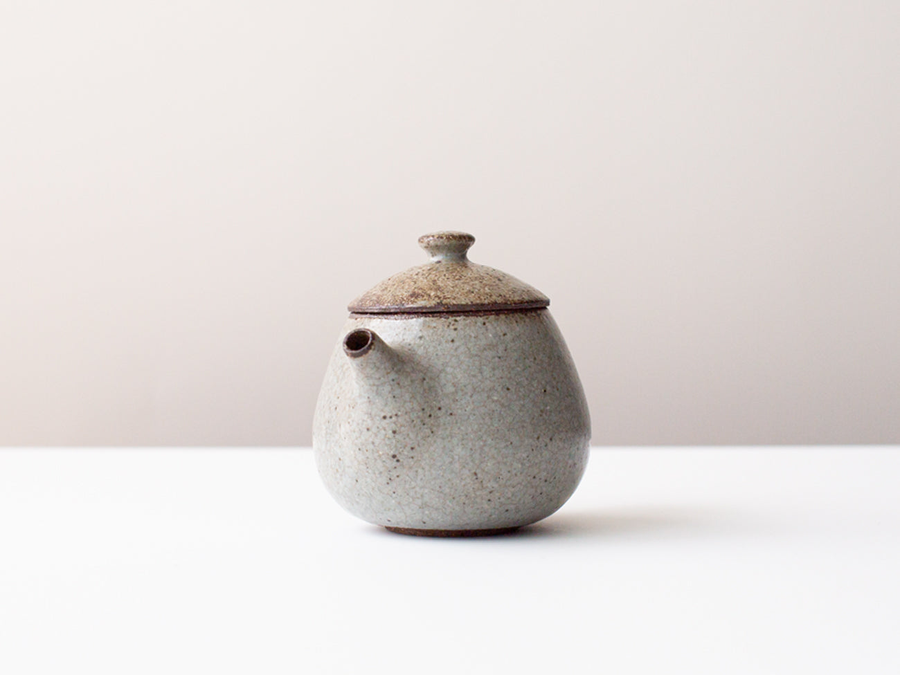 Beanie ceramic teapot, Zhang Hao Yan