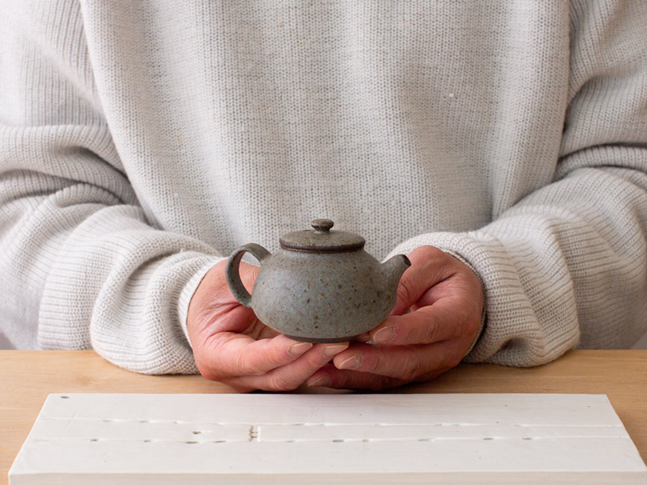 Architect ceramic teapot. Zhang Yao Han