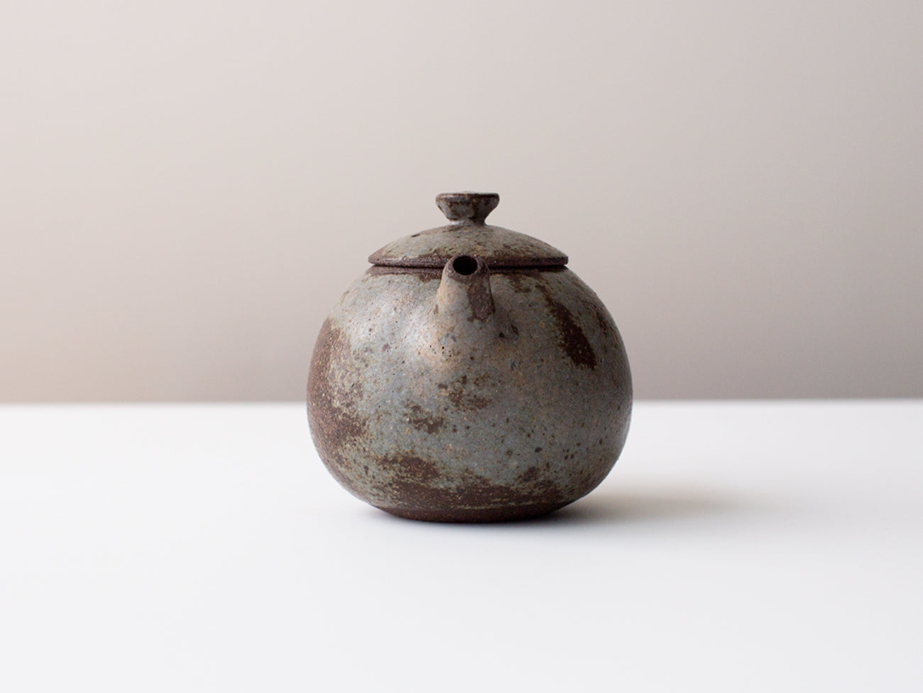 Dark Swatch, Var. 2 ceramic teapot. Zhang Hao Yan,.