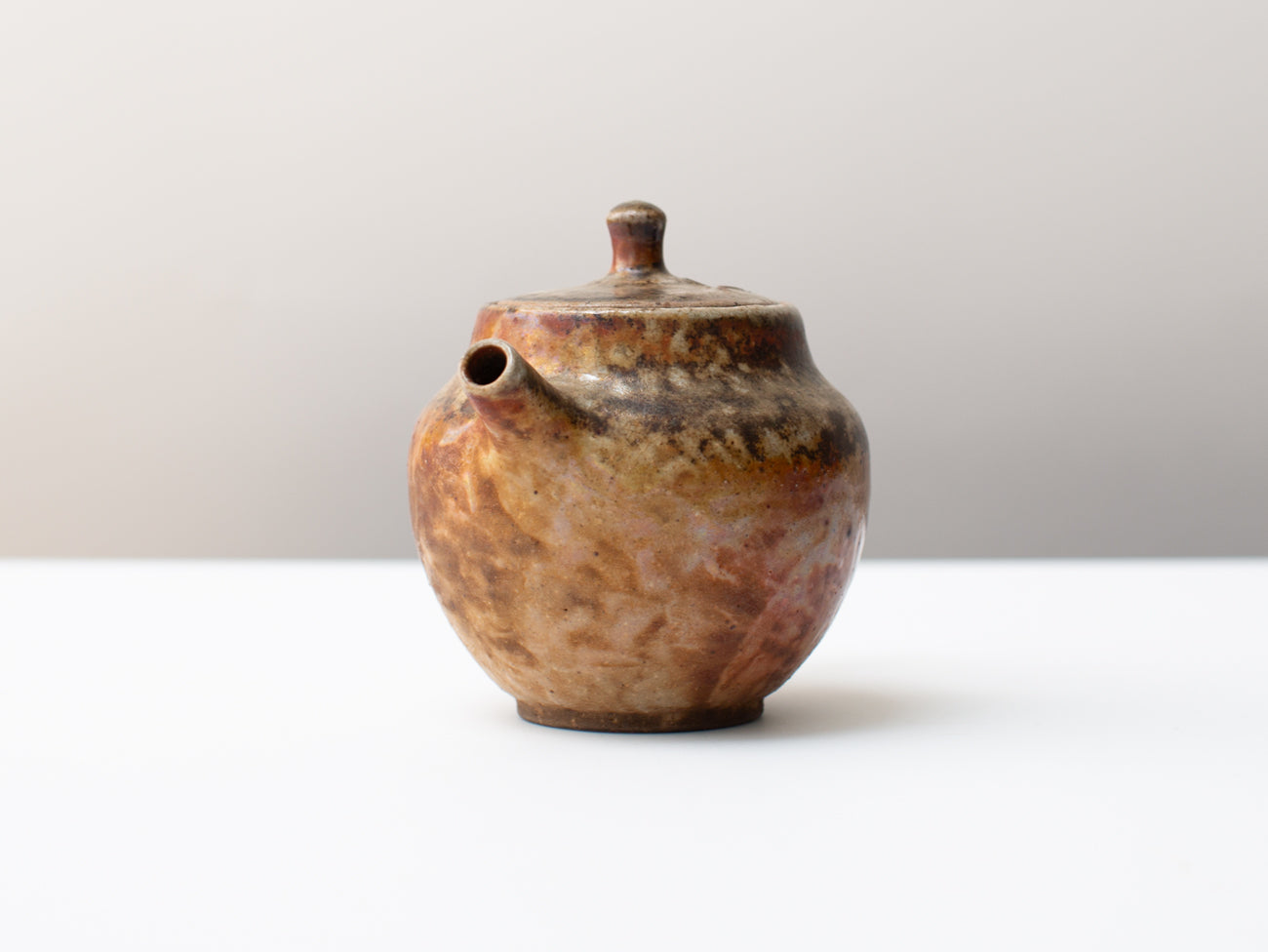 Sea Change wood-fired teapot. Zhang Yun Cheng.