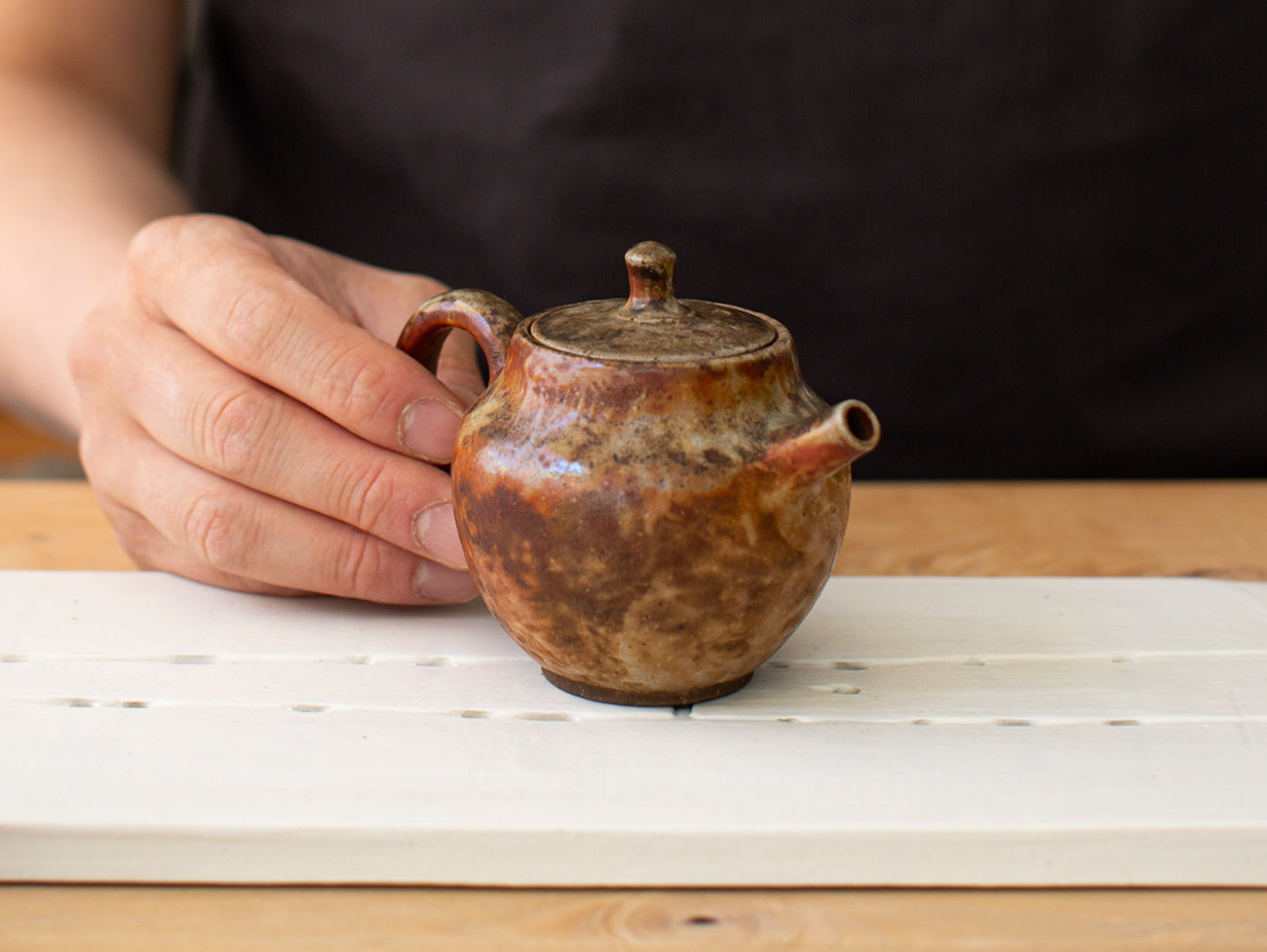 Sea Change wood-fired teapot. Zhang Yun Cheng.