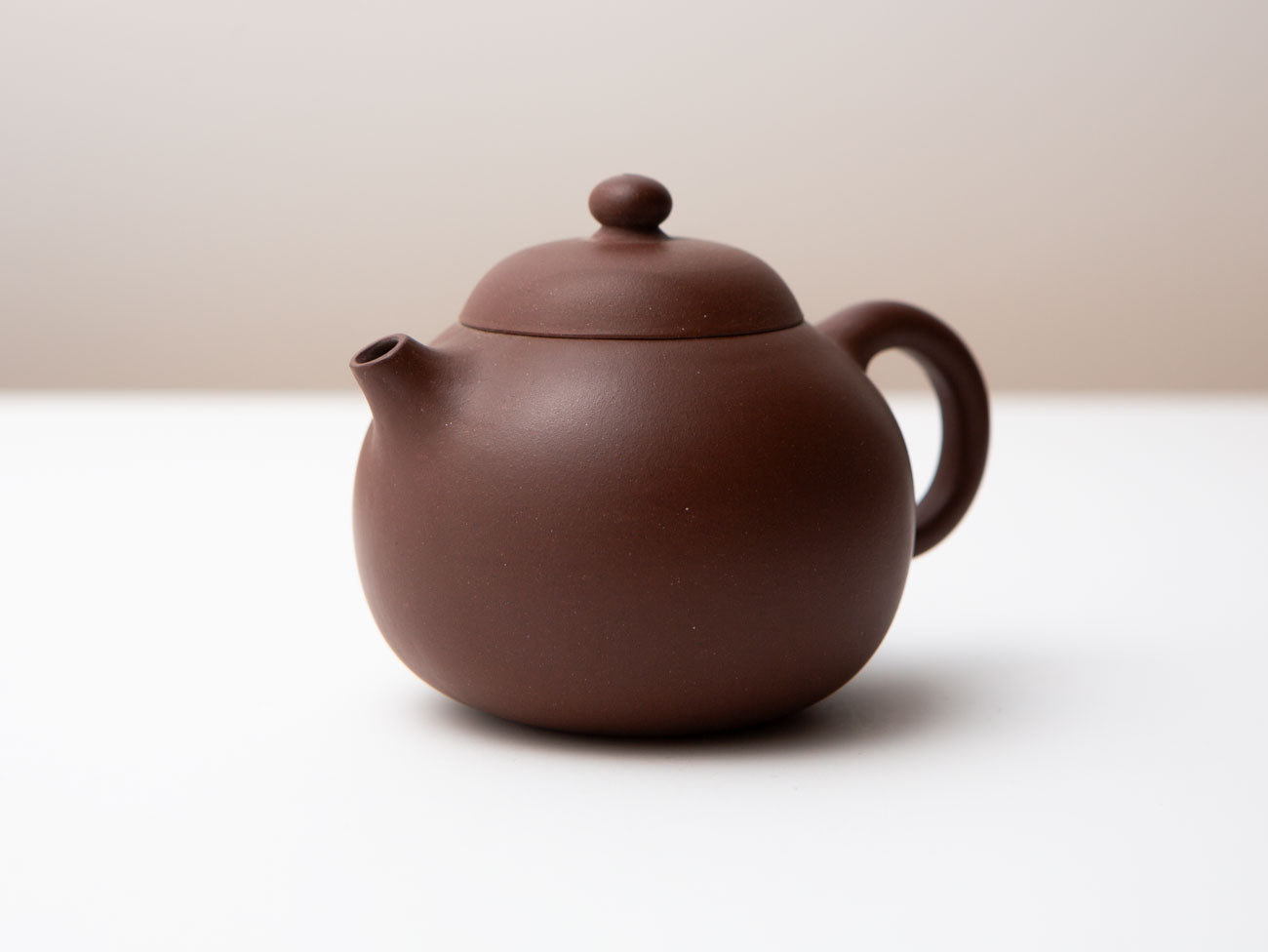 Fat Pear teapot. Zini zisha clay.