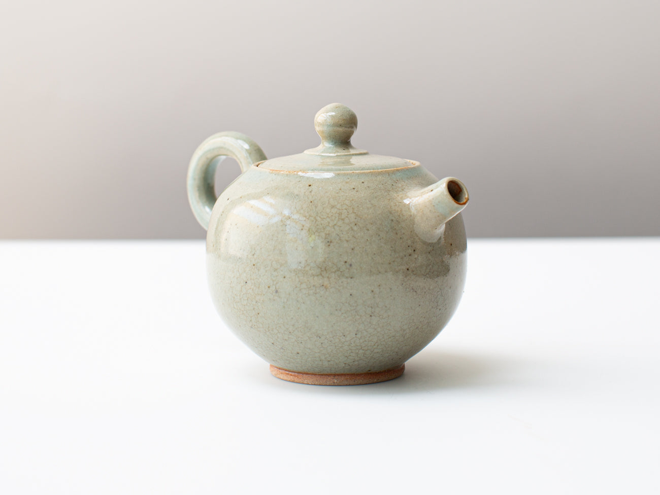 Globe celadon teapot. Zhang Yun Cheng.