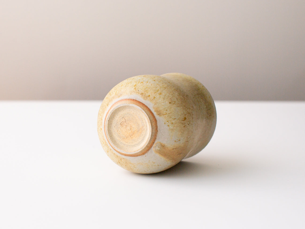 Ochre tea server for gongfu tea service. Zhang Hao Yan.