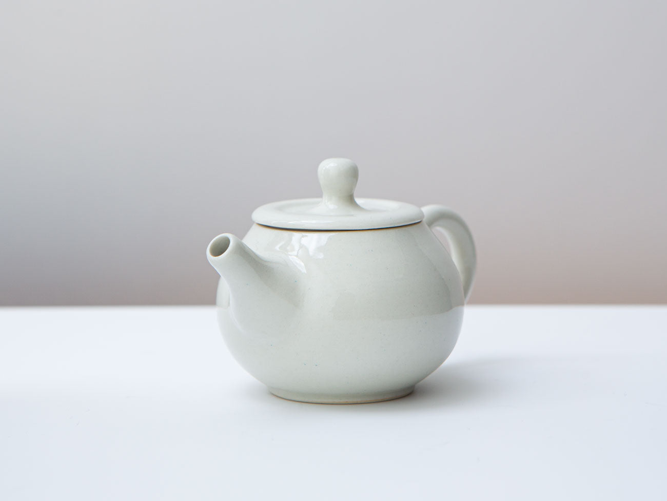 Her Simple Teapot