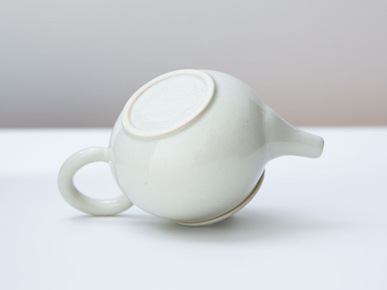 Her Simple Teapot