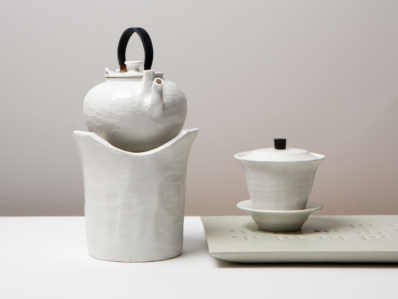 White Kettle & Brazier. Wang Wen De.