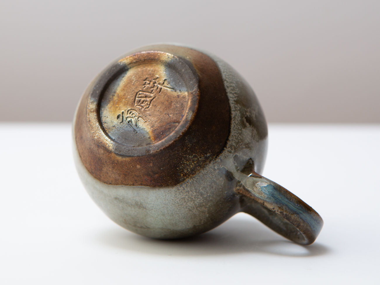 Mist. A wood-fired teapot. Liao Guo Hua