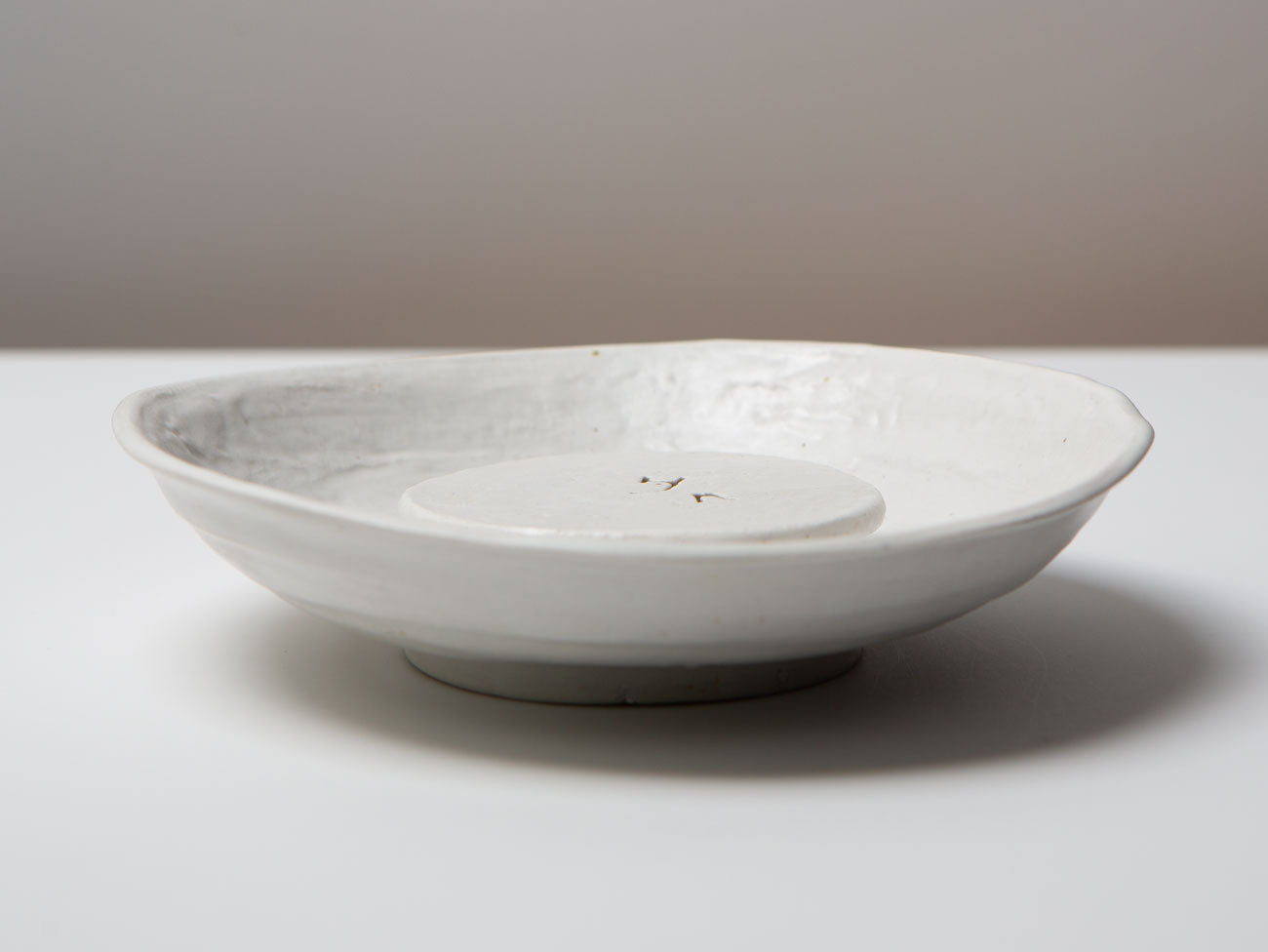 Round Teapot Tray, Thin. Wang Wen De.