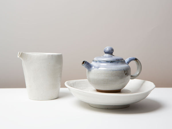 Round Teapot Tray, Thin. Wang Wen De.