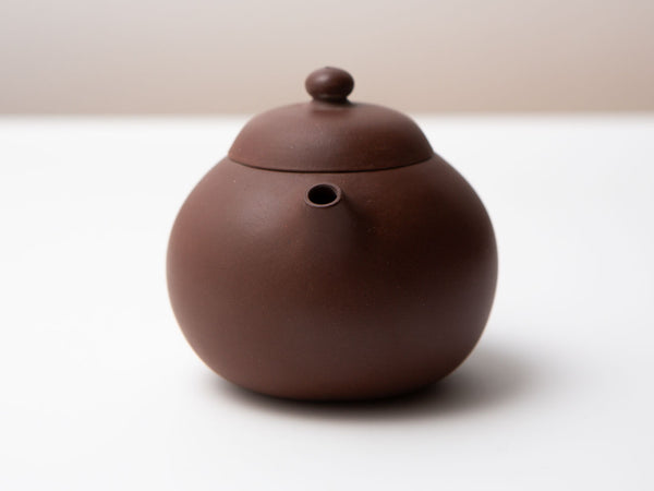 Fat Pear teapot. Zini zisha clay.