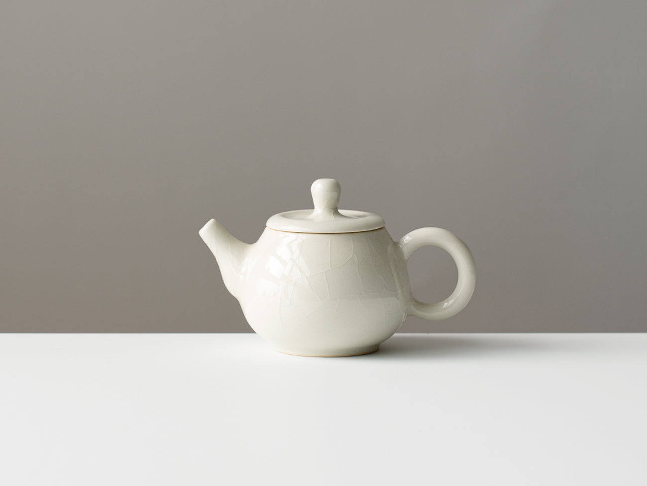 Her Simple Teapot