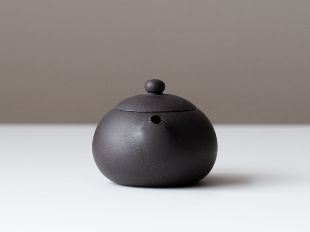 Beauty Variation Teapot, Hei Liao