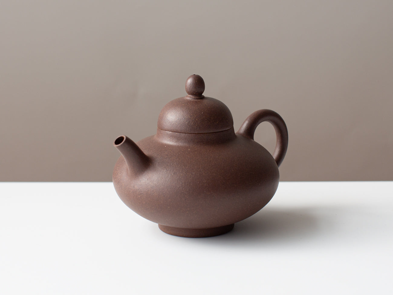 Bloom (華穎壺). Full handmade zisha teapot.