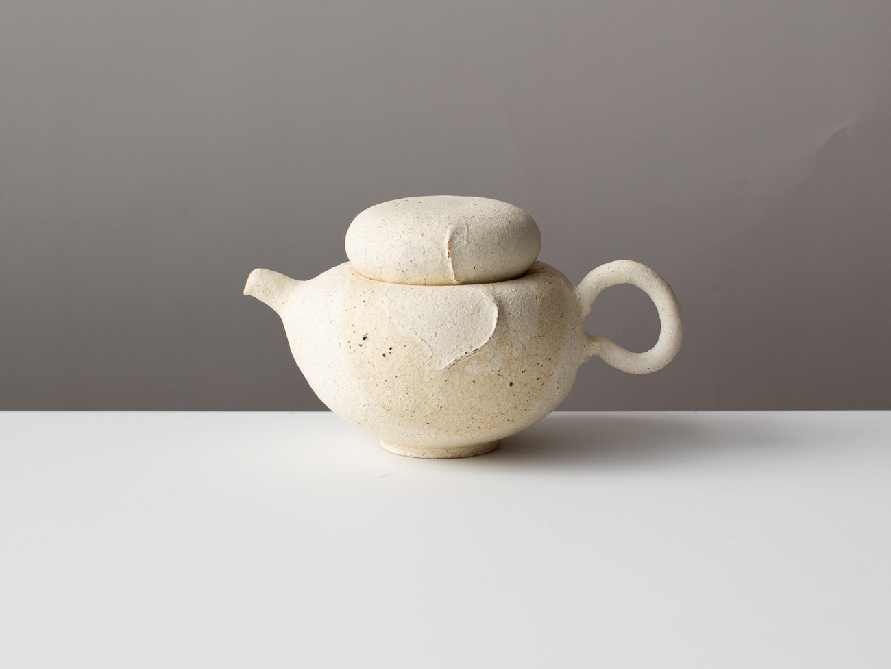 Dome Teapot in White