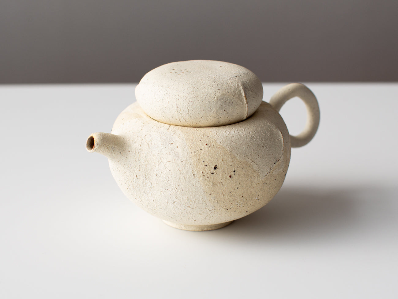 Dome Teapot in White