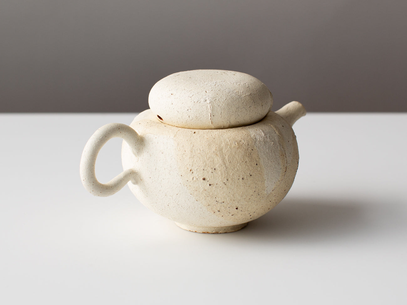 Dome Teapot in White