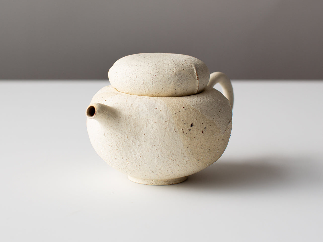 Dome Teapot in White