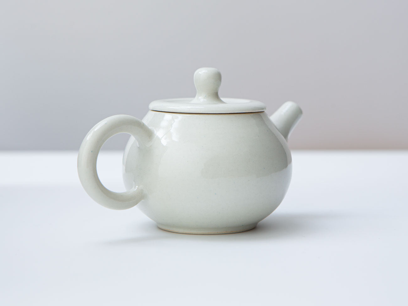 Her Simple Teapot