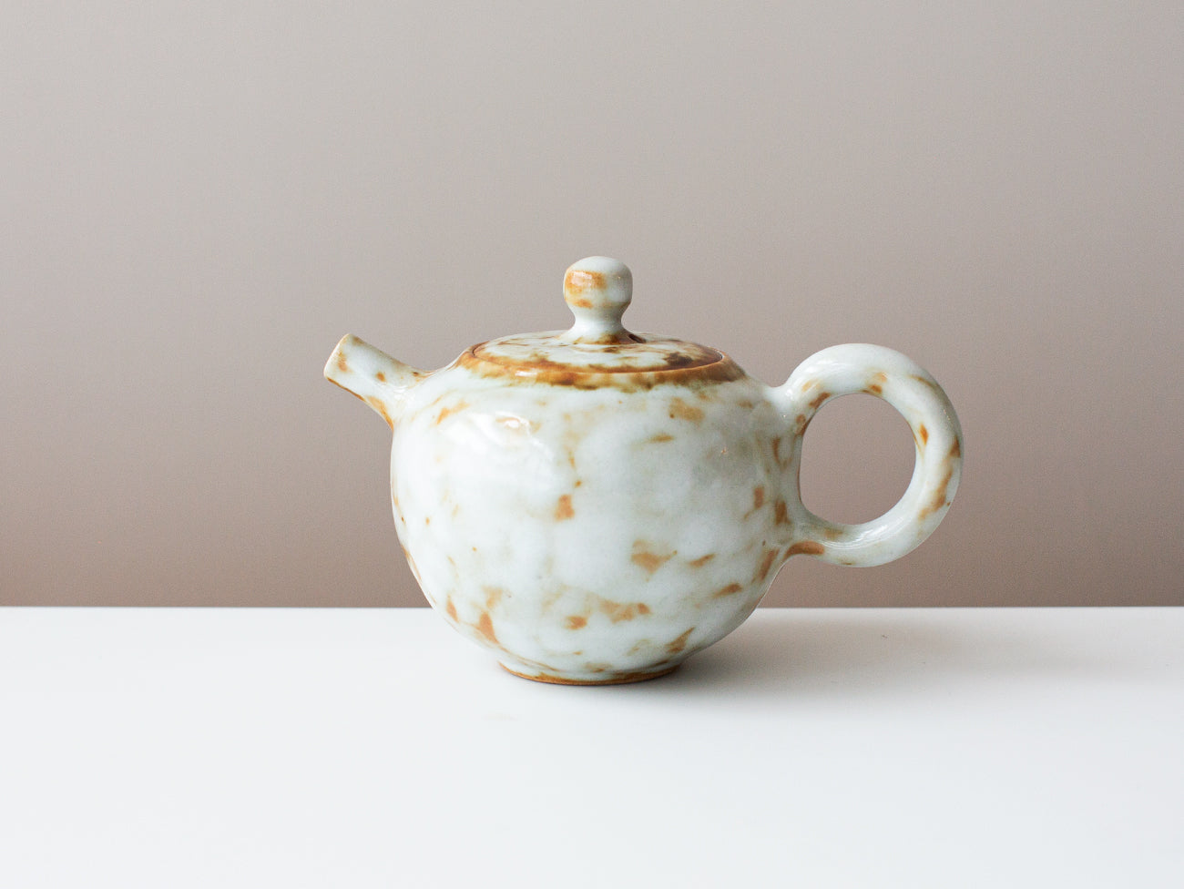 Teapot with Beeswax Accent, Var. 1
