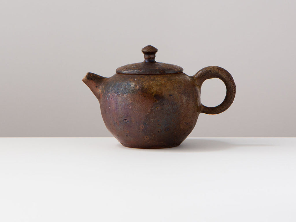 Wood-fired Teapot. Giacometti, Liao Guo Hua.