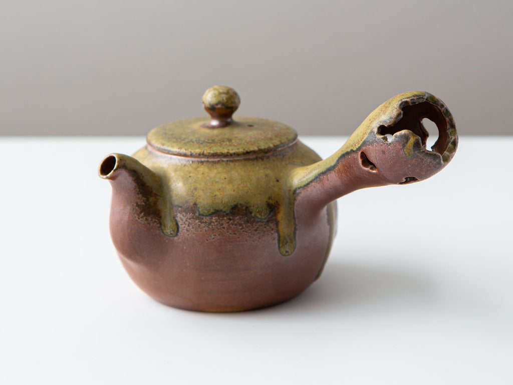 His Textured Teapot – Song Tea & Ceramics