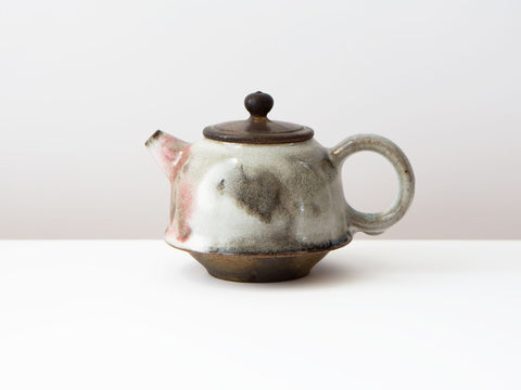 Suda. Wood-fired glazed tea pot. Liao Guo Hua.