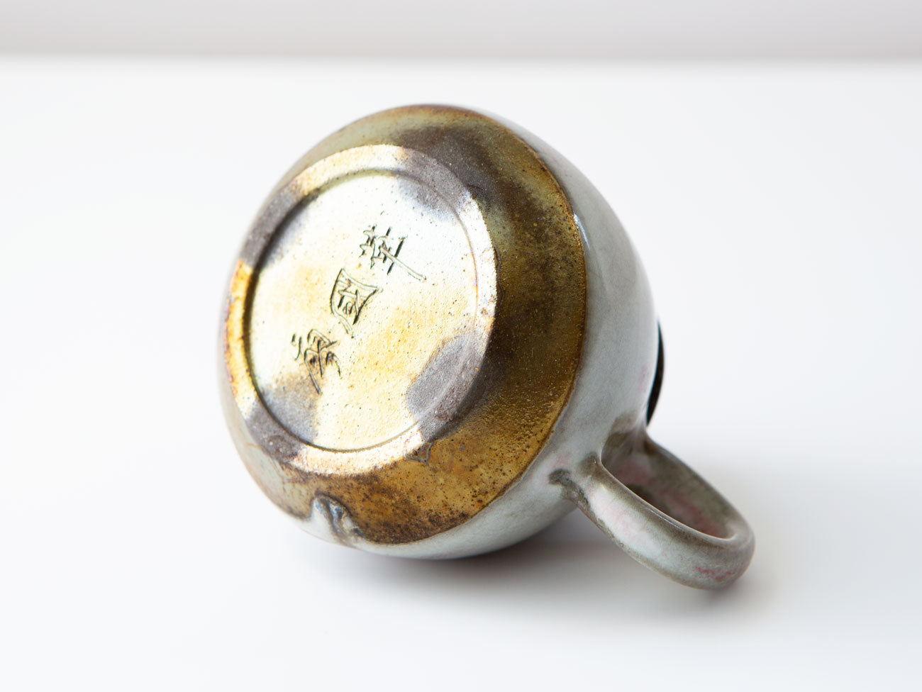 Amarena. Wood-fired glazed tea pot. Liao Guo Hua.