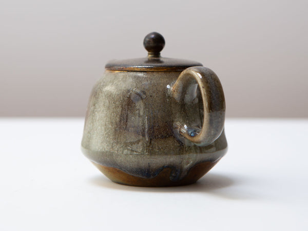 Fog, a wood-fired teapot. Liao Guo Hua.