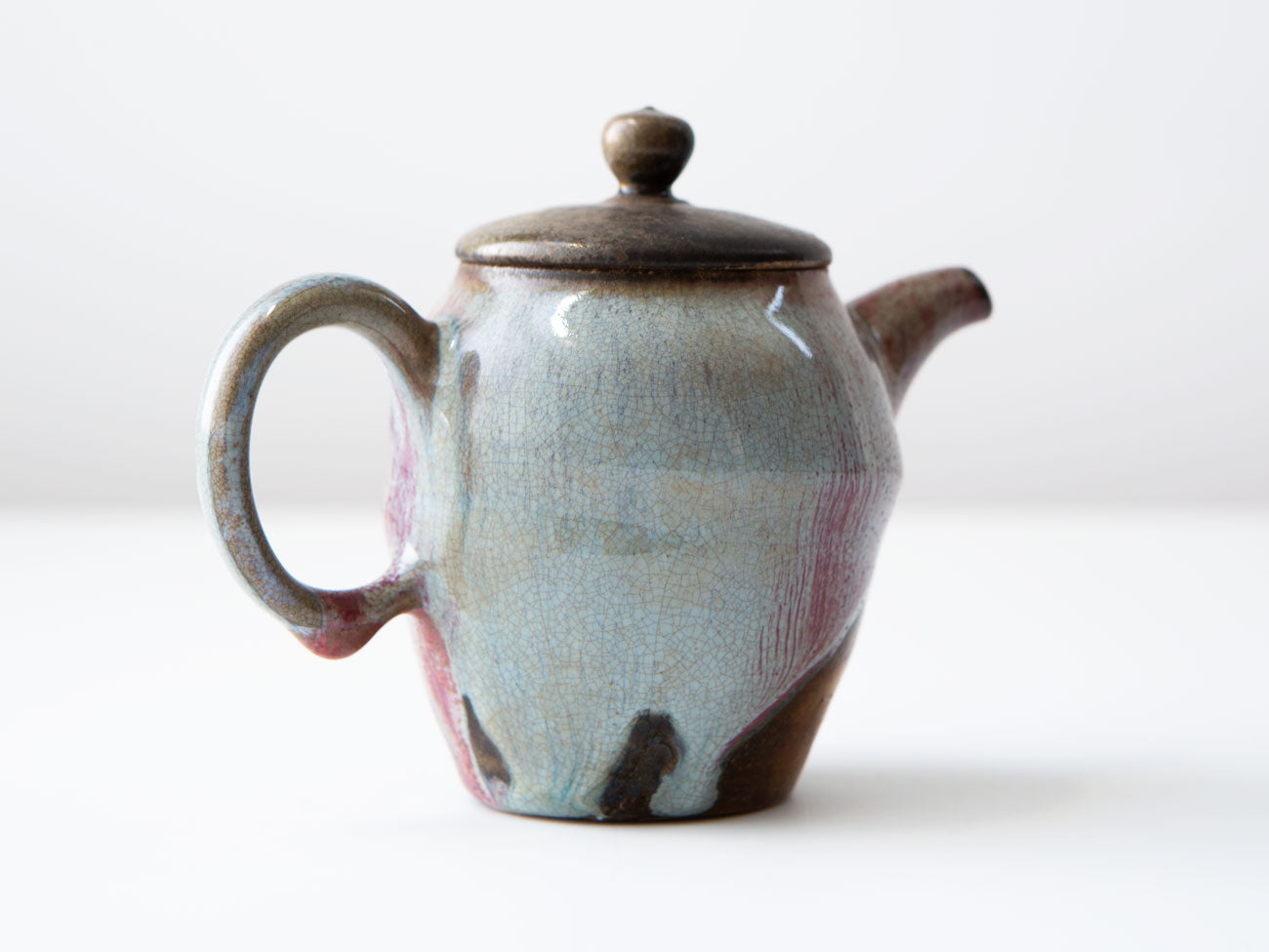 Amarena. Wood-fired glazed tea pot. Liao Guo Hua.