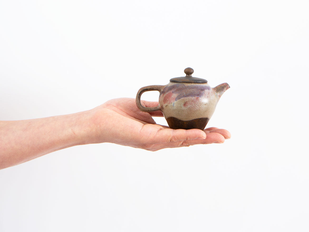Chelan. Wood-fired glazed tea pot. Liao Guo Hua.