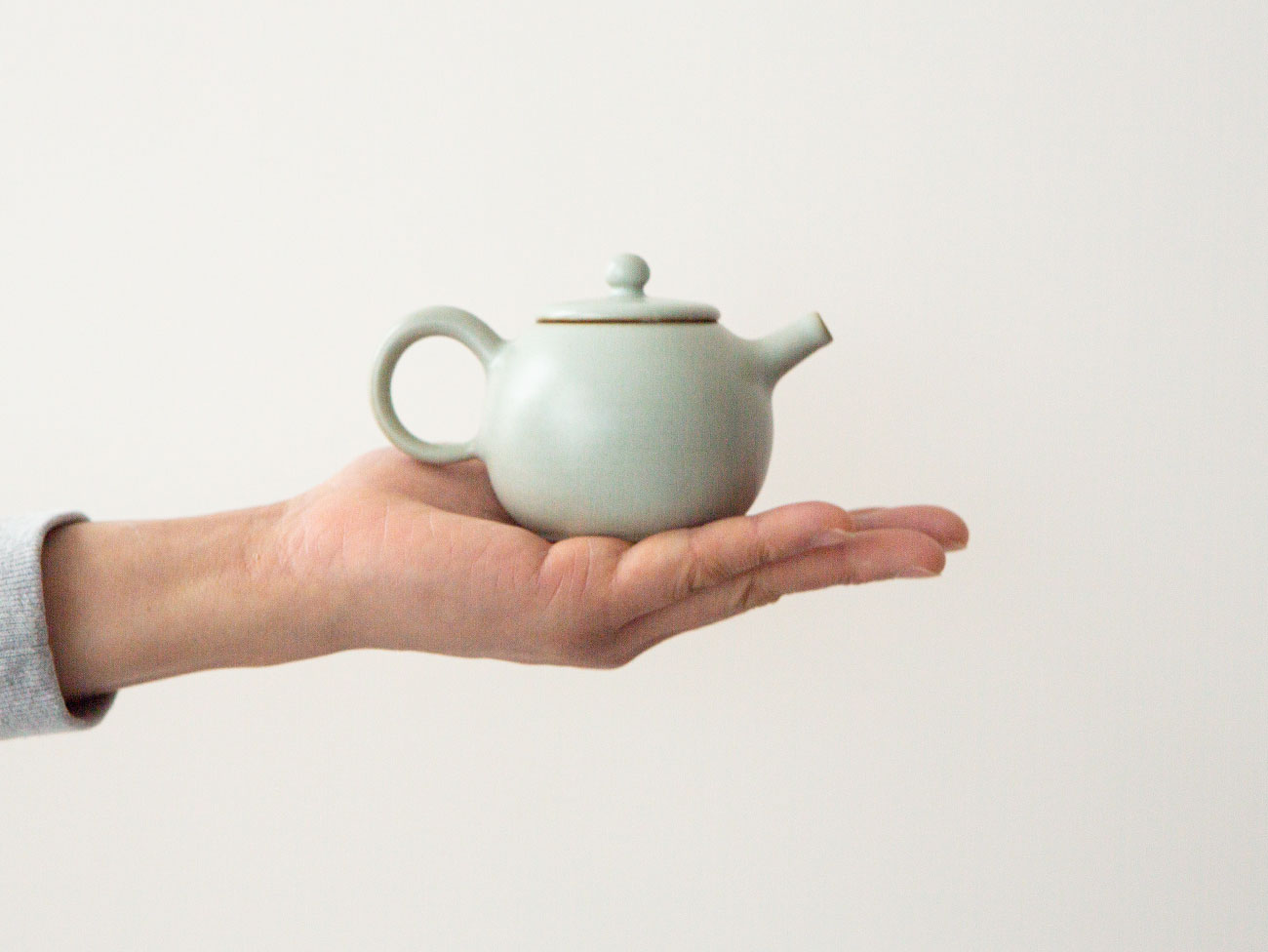 Celadon Teapot, Var. 8