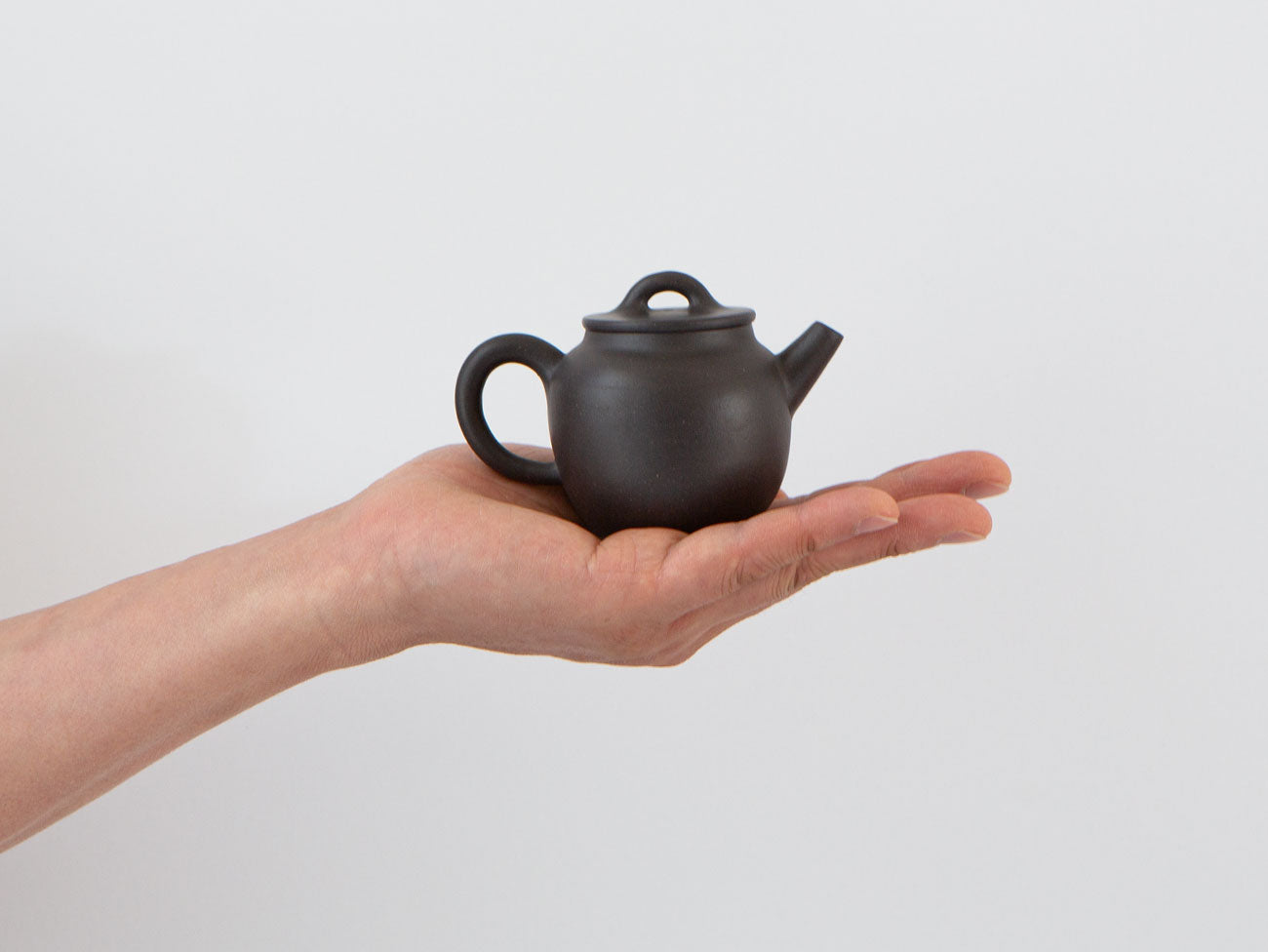 Black Oak Teapot, Hei liao. Zisha.
