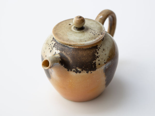 Wood-fired Porcelain Teapot, Liao Guo Hua.
