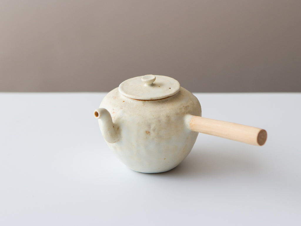 Mini Teapot, White Hachiya – Song Tea & Ceramics