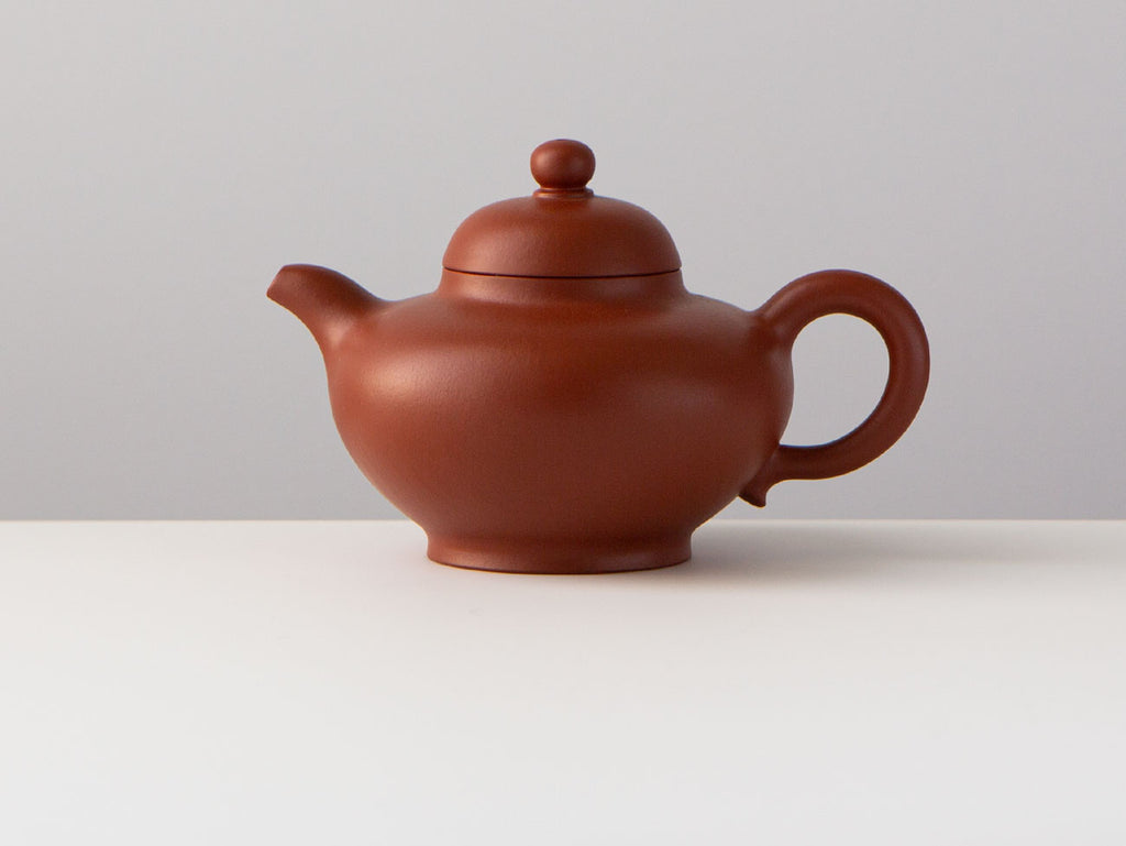 Lamp Teapot, Zhuni. Zisha.