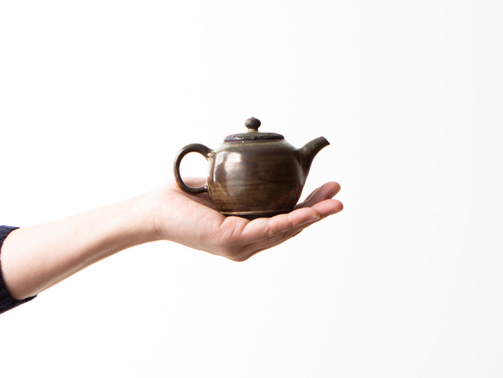 His Textured Teapot – Song Tea & Ceramics