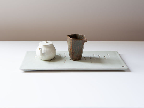 Oracle Tray in White, Medium