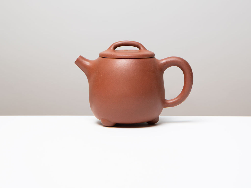 Shipiao Teapot in Qing Shui Ni  clay.