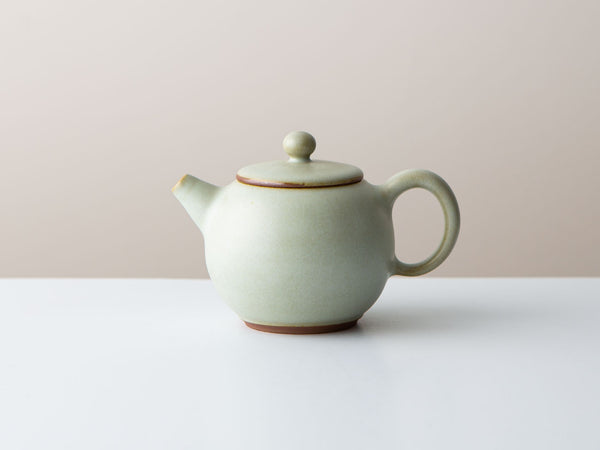 Celadon Teapot, Var. 2